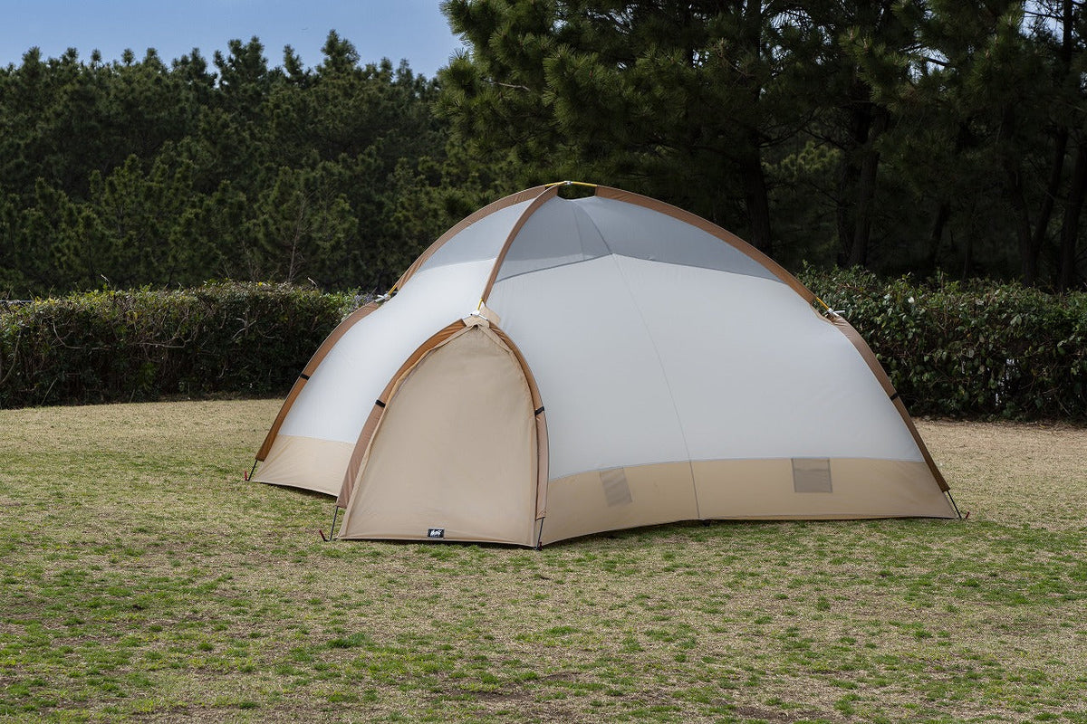 THE TRILLIUM」— 三つ葉クローバー型の美しいシルエットと機能性