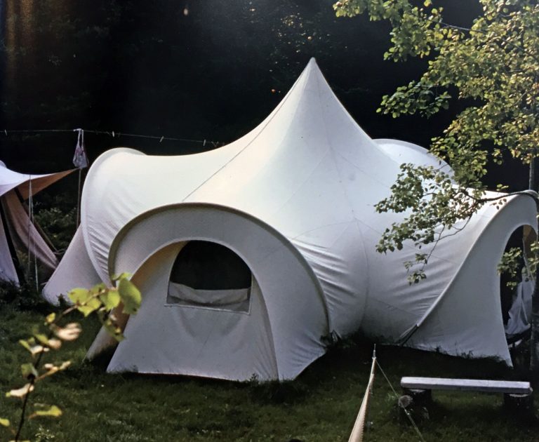 MOSS TENTS | モステンツ・モステント | テント、タープ 、アパレル、バッグなどの製造 – MOSS®TENTS ONLINE